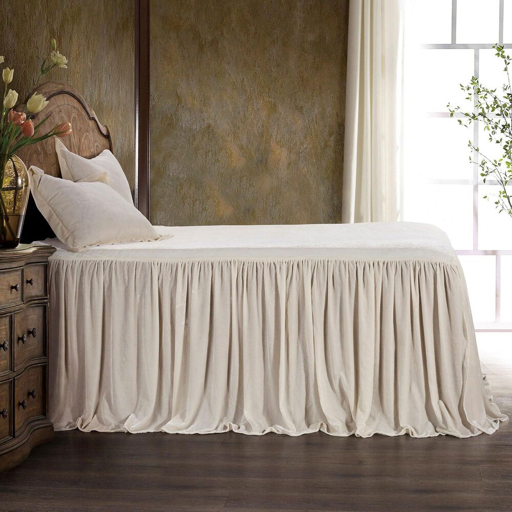 HiEnd Accents Stella 3Piece Queen Bedspread Set in Stone NFM