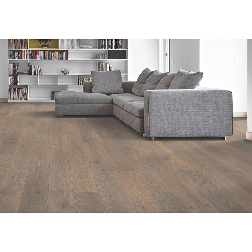 Mohawk Granbury Oak Light Truffle Laminate, , large
