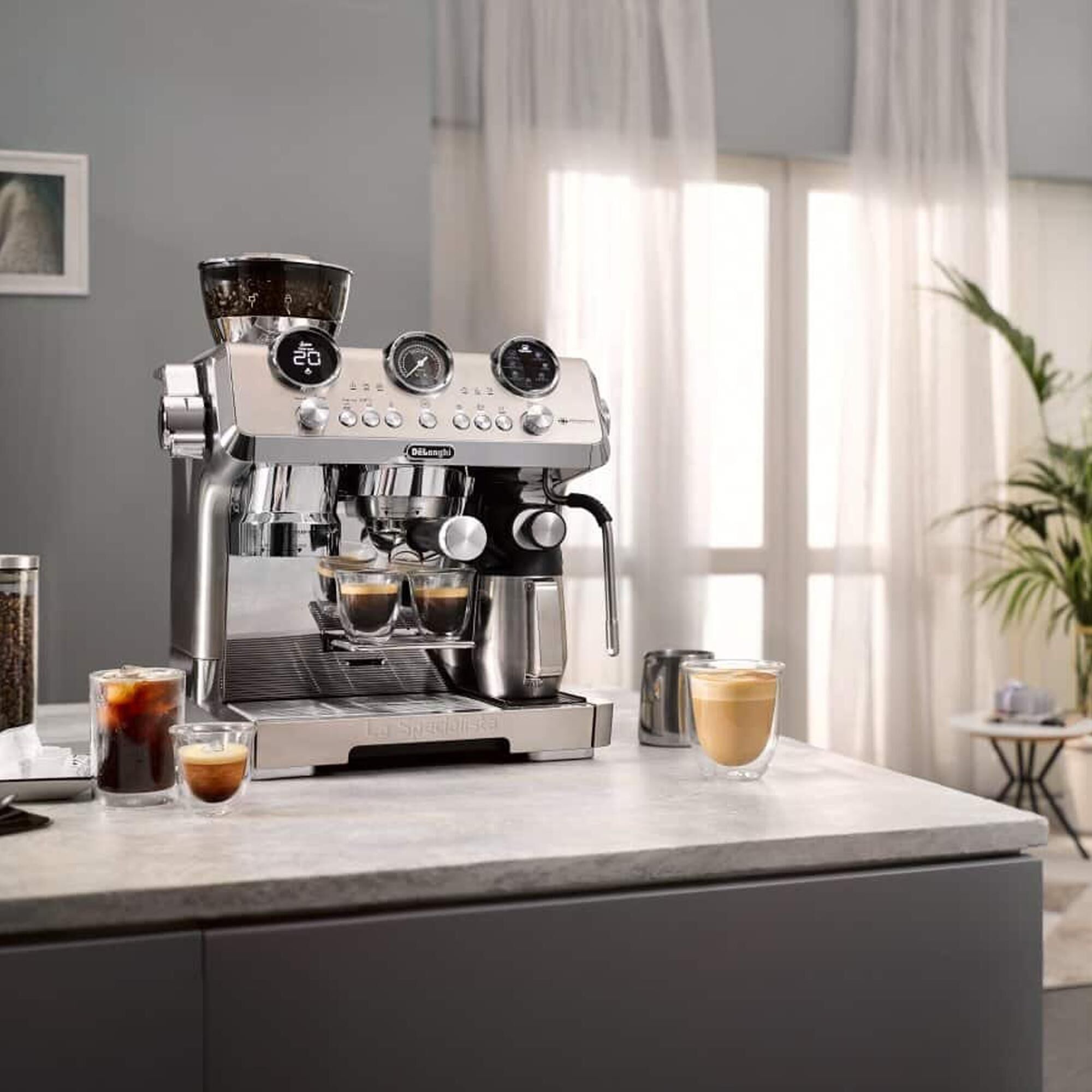 DeLonghi La Specialista Maestro 85L Espresso Machine with Cold