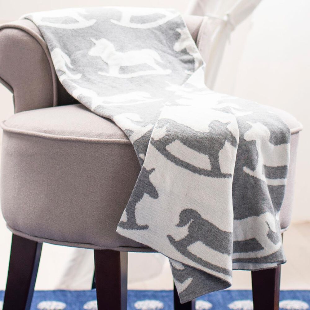 Safavieh Rocky Throw in Grey/Ivory, , large