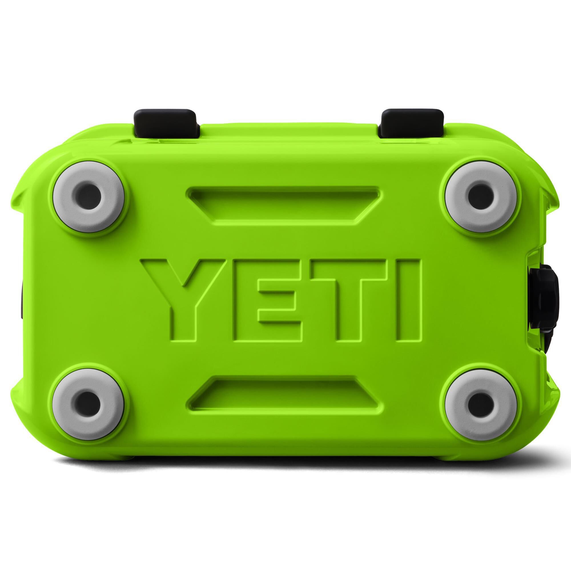 YETI Roadie 15 Hard Cooler in Venom
