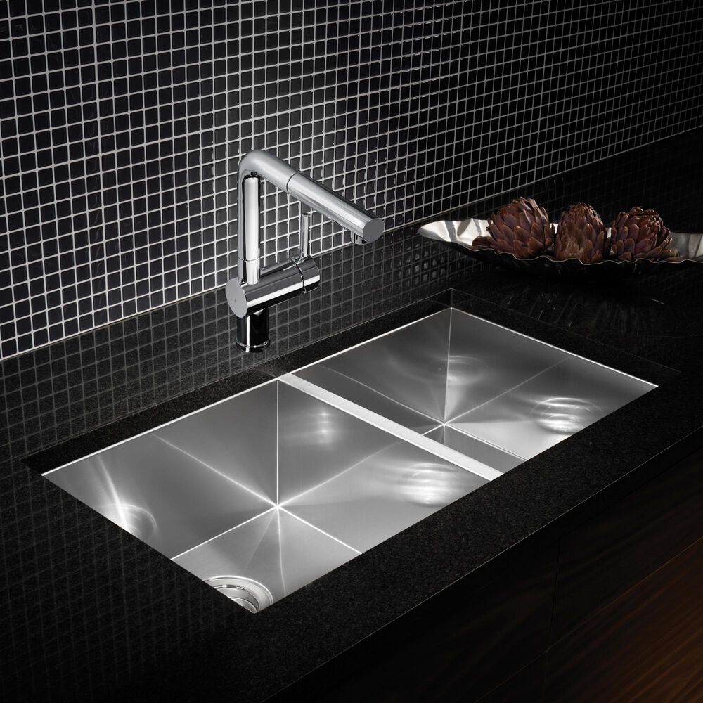 Blanco Quatrus 33&quot; R0 1-3/4 Double Bowl Kitchen Sink in Refined Brushed, , large
