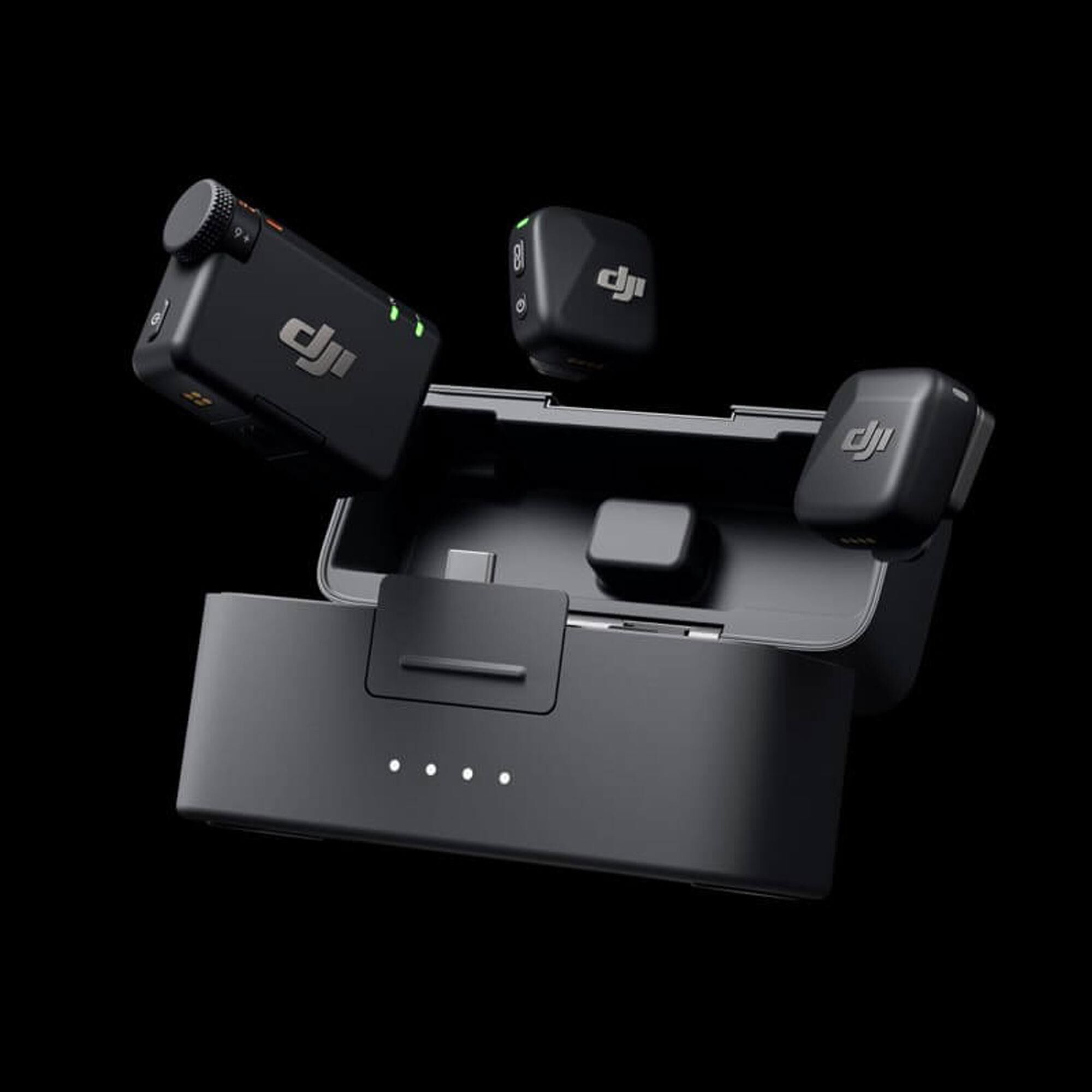 DJI Osmo 360 8K Action Camera Standard Combo in Black