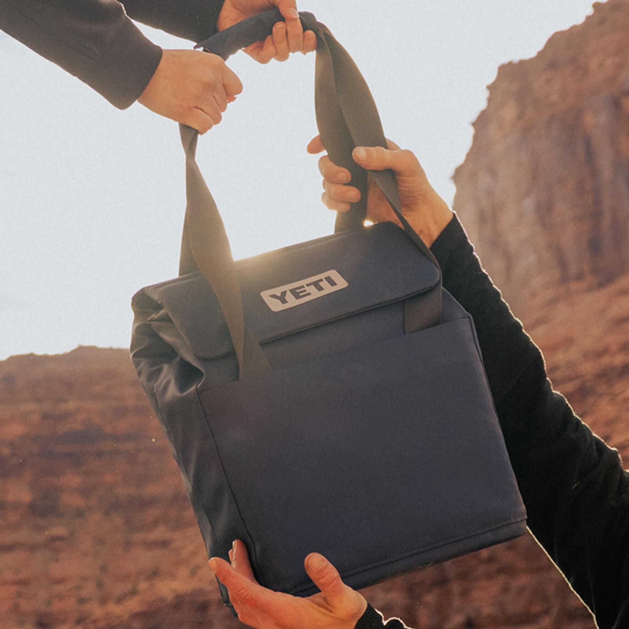 YETI Daytrip 14L Insulated Tote Bag in Classic Navy