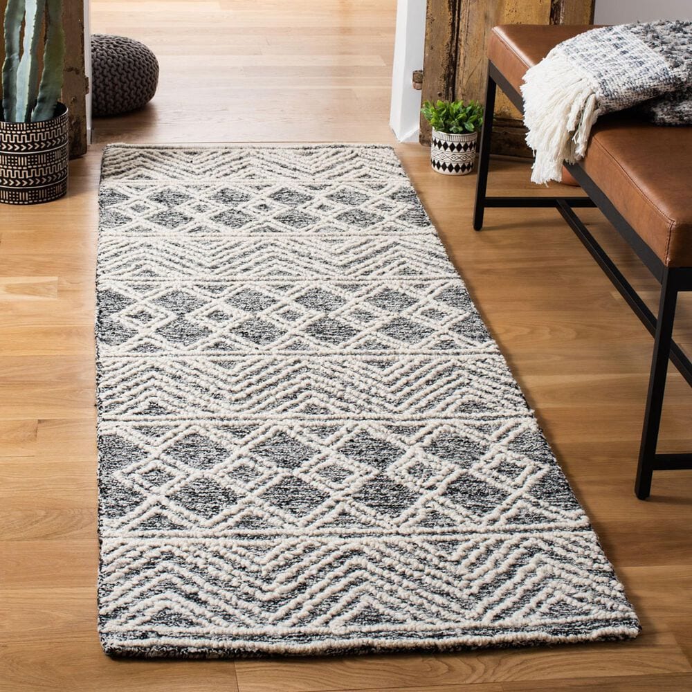 Safavieh Micro-Loop 2&#39;3&quot; x 7&#39; Ivory and Black Runner, , large