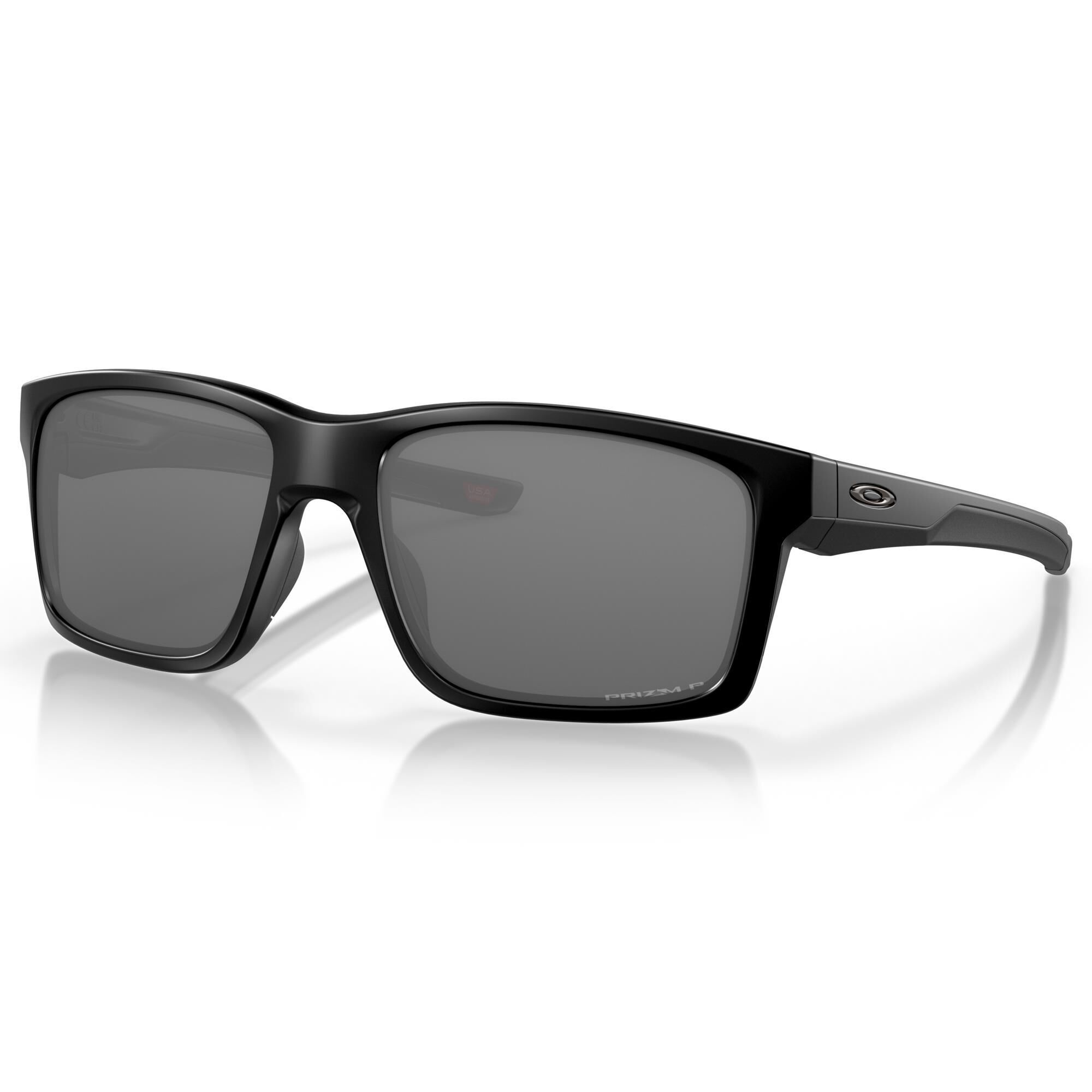 Oakley Mainlink Sunglasses with Prizm Black Polarized Lenses in