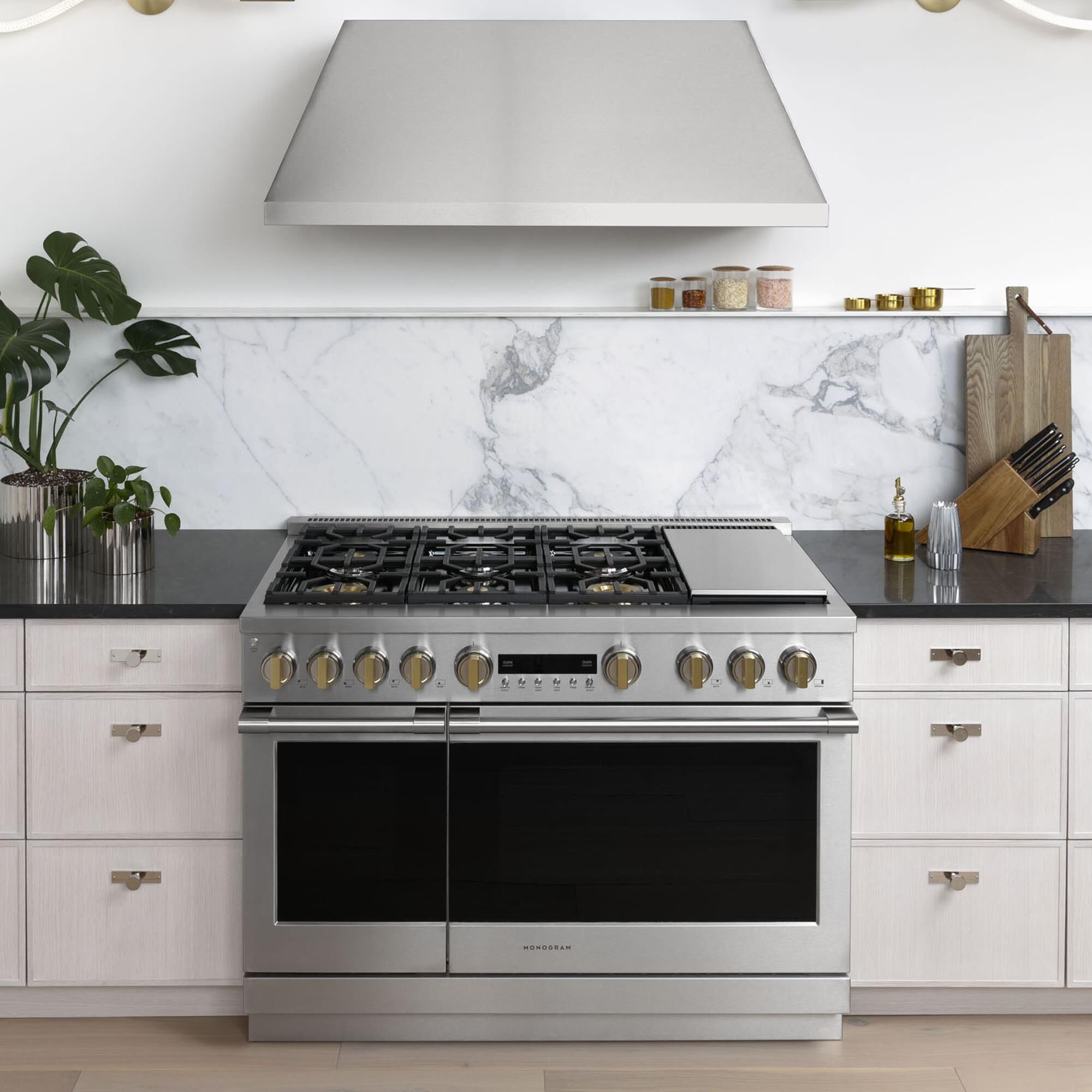Monogram 48 deals inch gas range