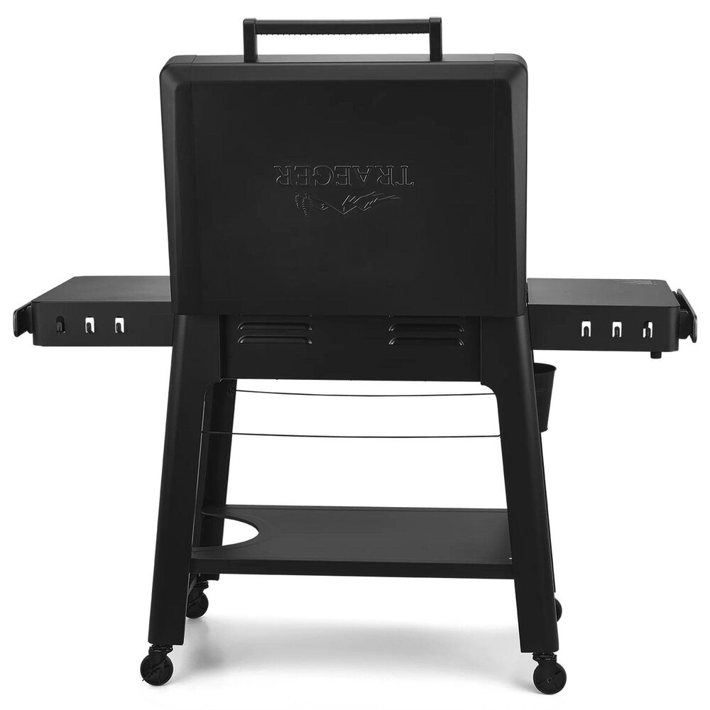 Traeger Grills Irontop 2-Burner Flattop Grill in Black, , large
