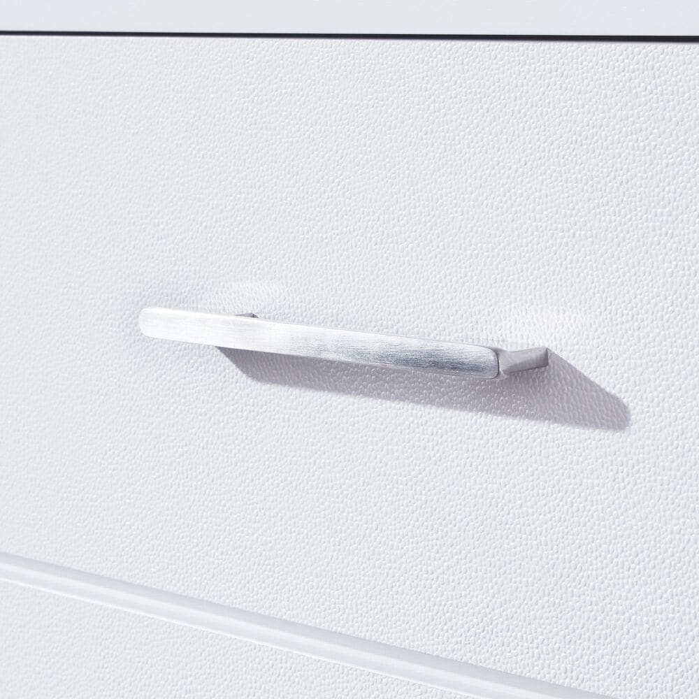 Ashley Jarlee 4-Drawer Chest in White, , large