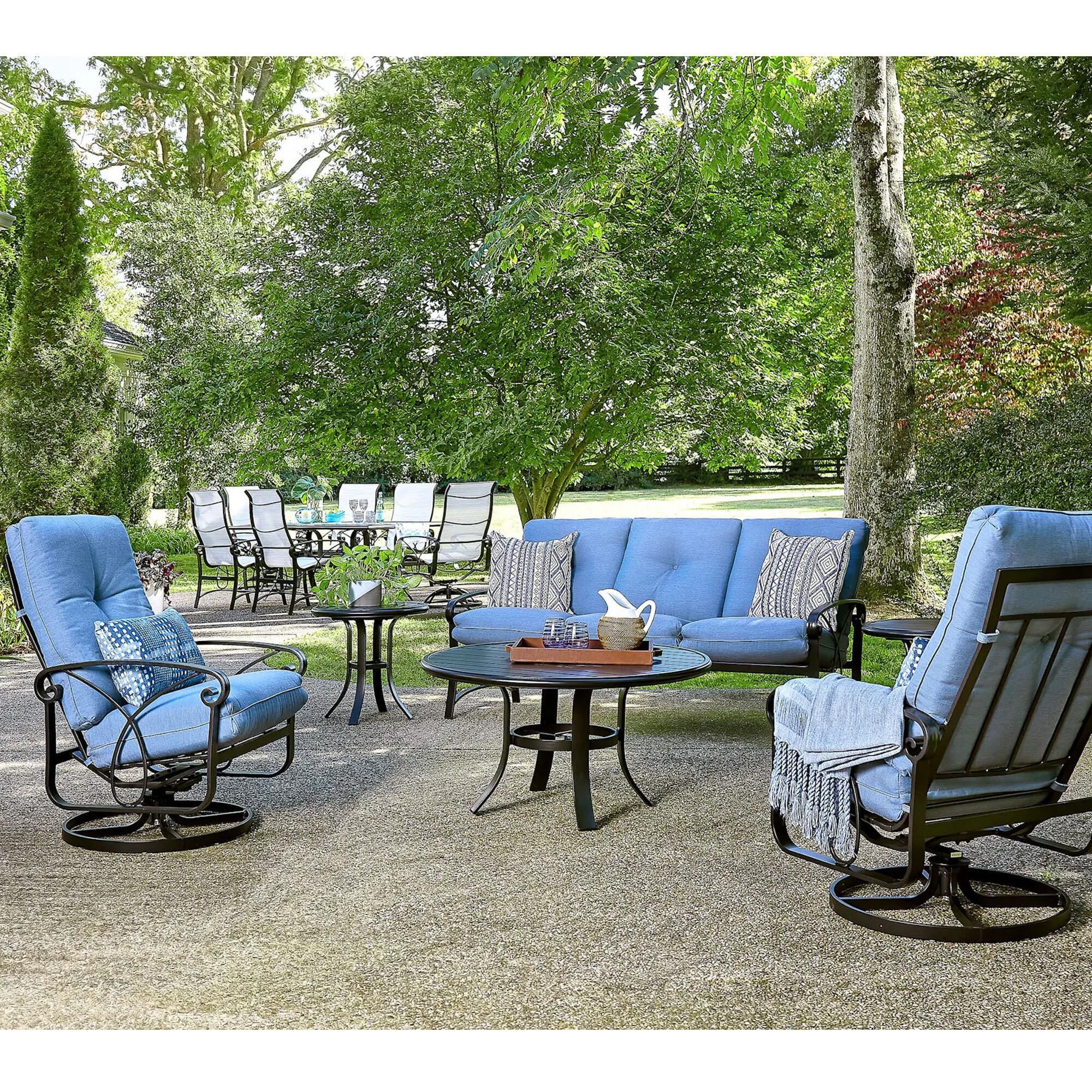 Winston Palazzo Patio Ultra Swivel Tilt Lounge Chair in Spectrum Dove