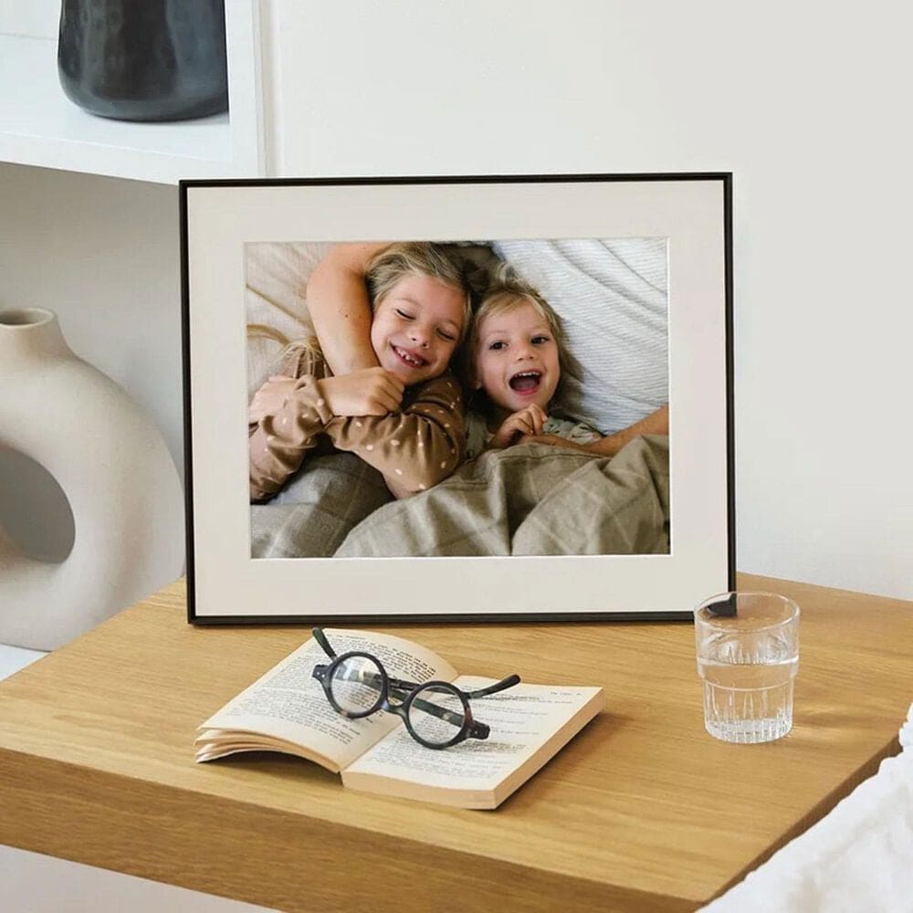 Aura 15" HD Digital WiFi Frame in Matted Ink, , large