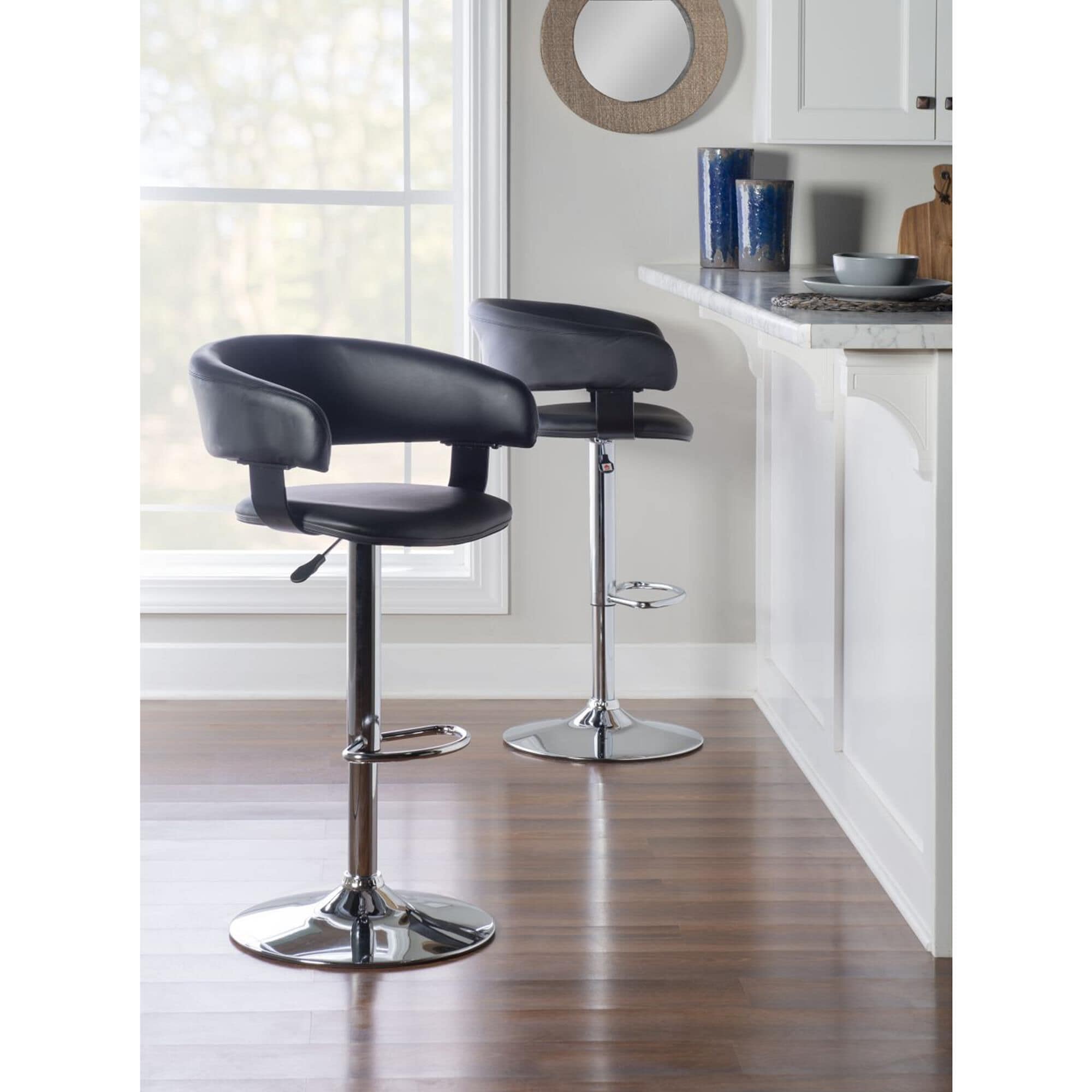 Barrel back 2025 swivel bar stools