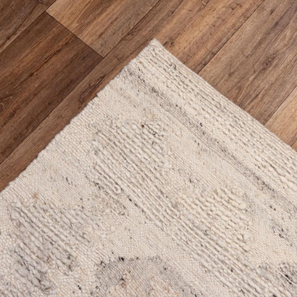 RIZZY Nova NVA947 5&#39; x 7&#39;6&quot; Ivory Area Rug, , large