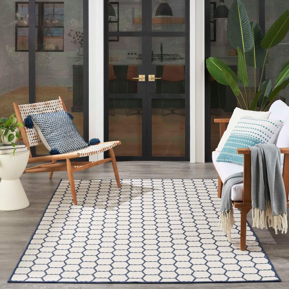 Nourison Twist Reversible 5&#39; x 7&#39; Navy Indoor/Outdoor Area Rug, , large