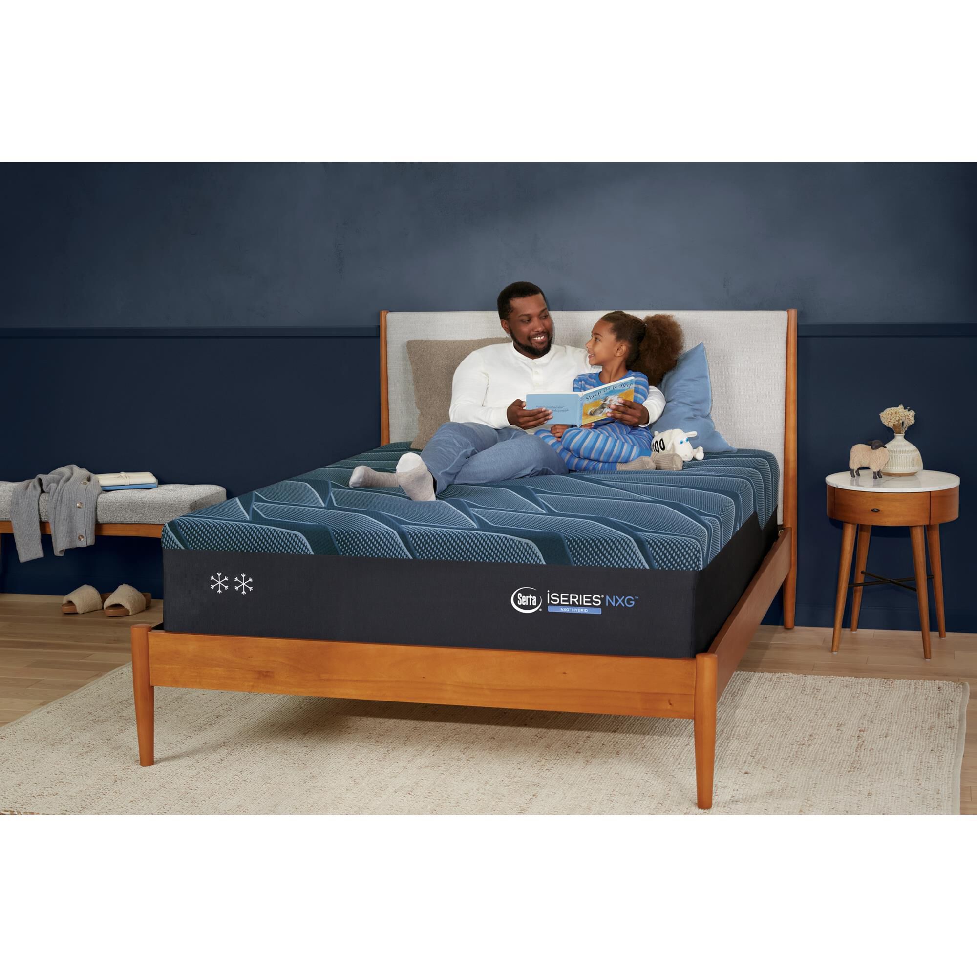 Serta iSeries NXG 4500 Hybrid Plush Flex Head Queen Mattress