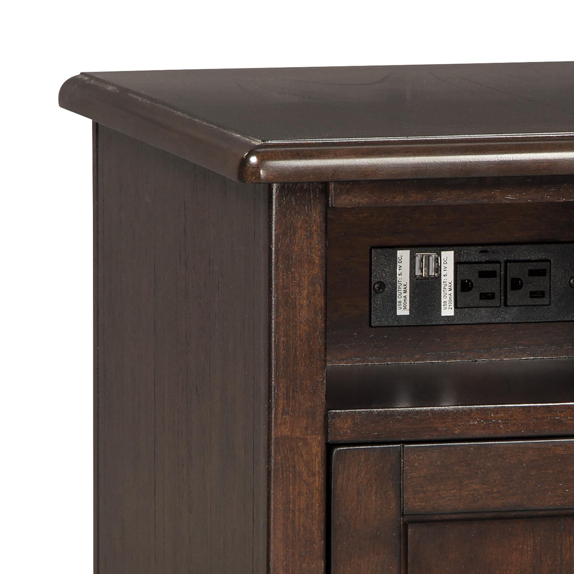Barilanni chairside end store table