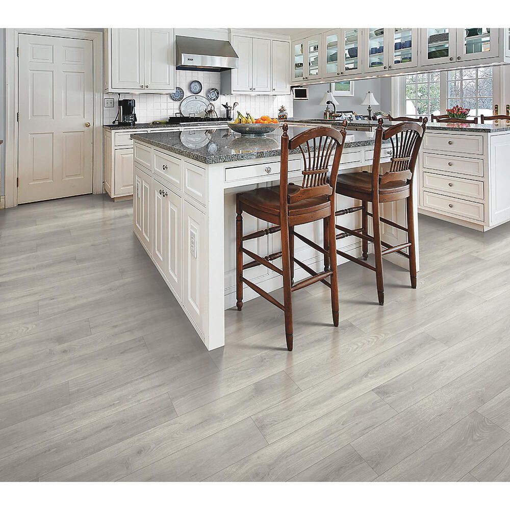 Mohawk Rare Vintage Ashlar Oak Laminate, , large