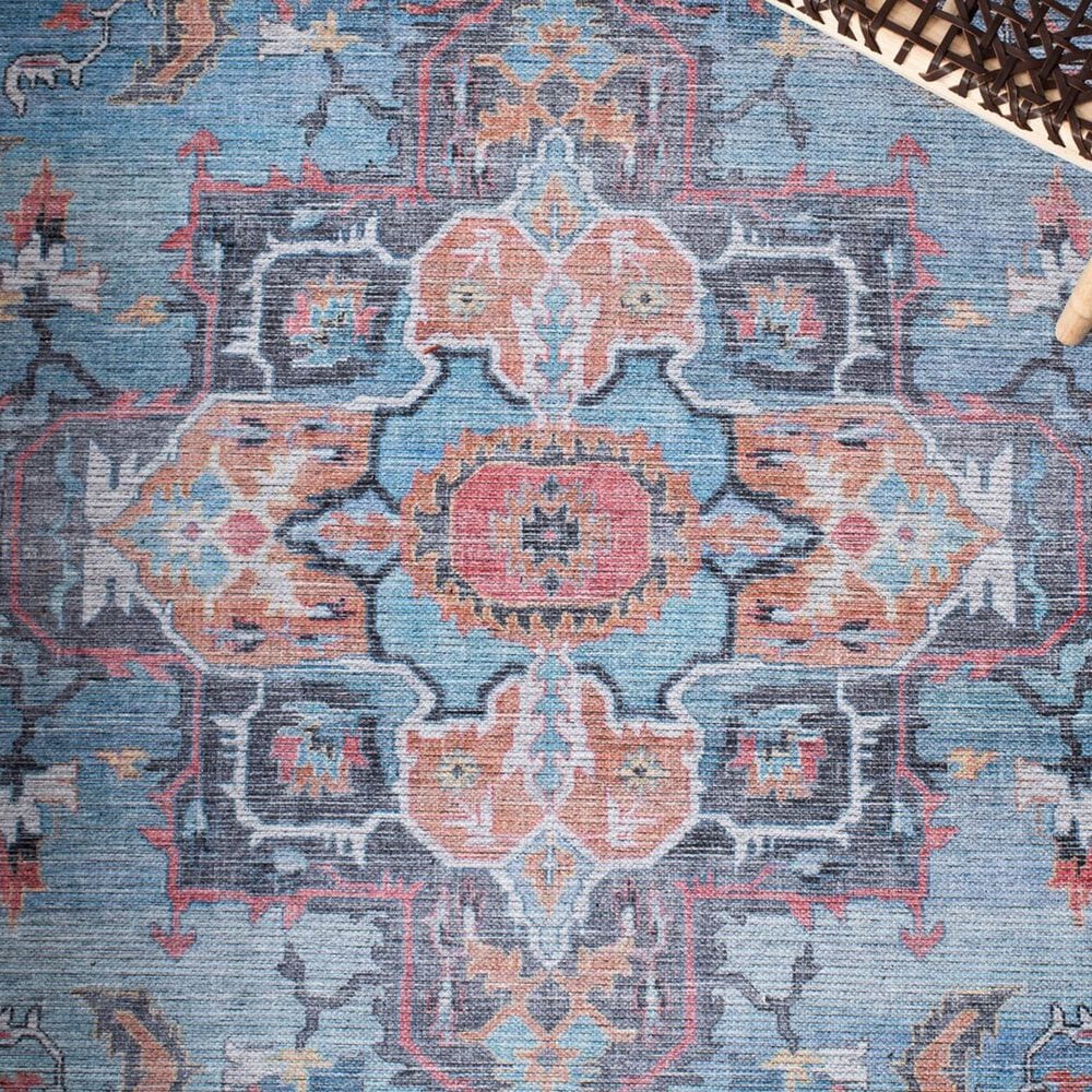 Safavieh Serapi Traditional 8&#39; x 10&#39; Blue and Ivory Area Rug, , large