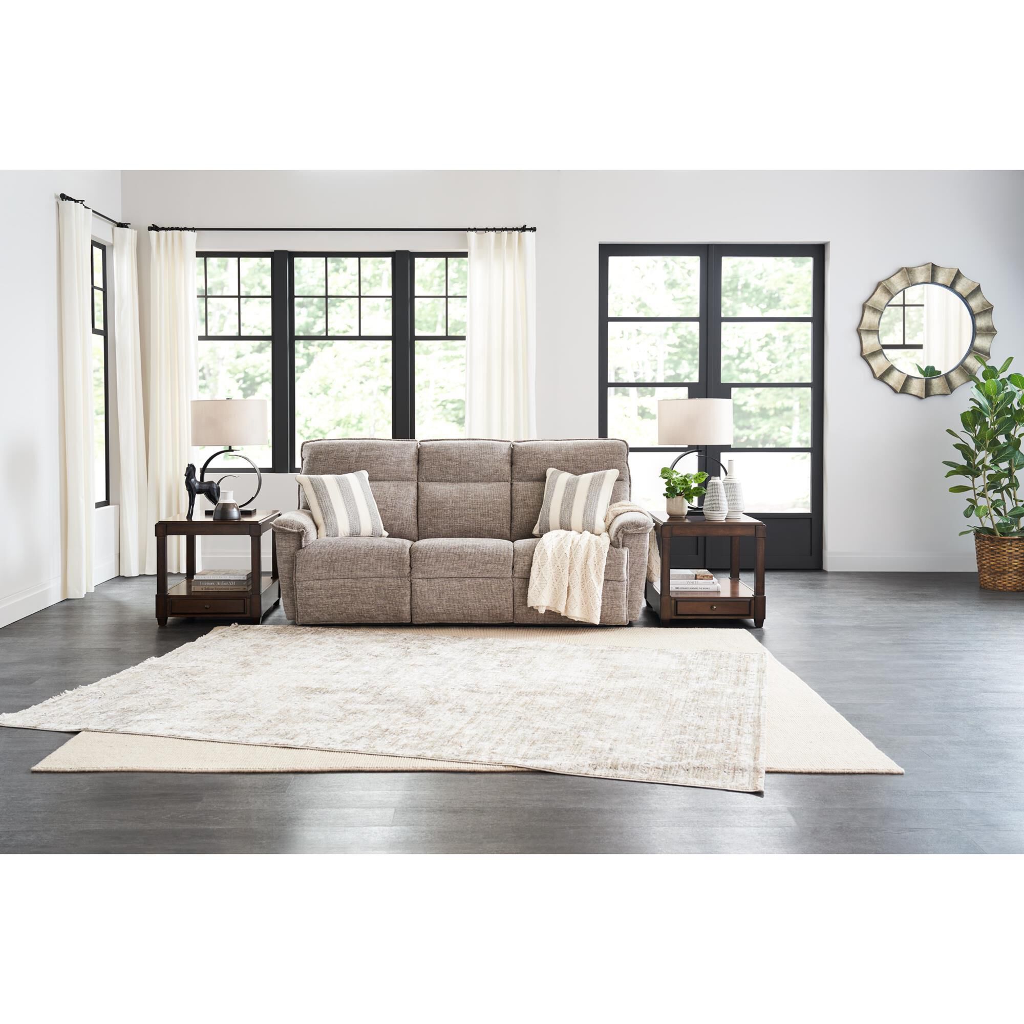 La-Z-Boy Jay Manual Reclining Sofa in Linen