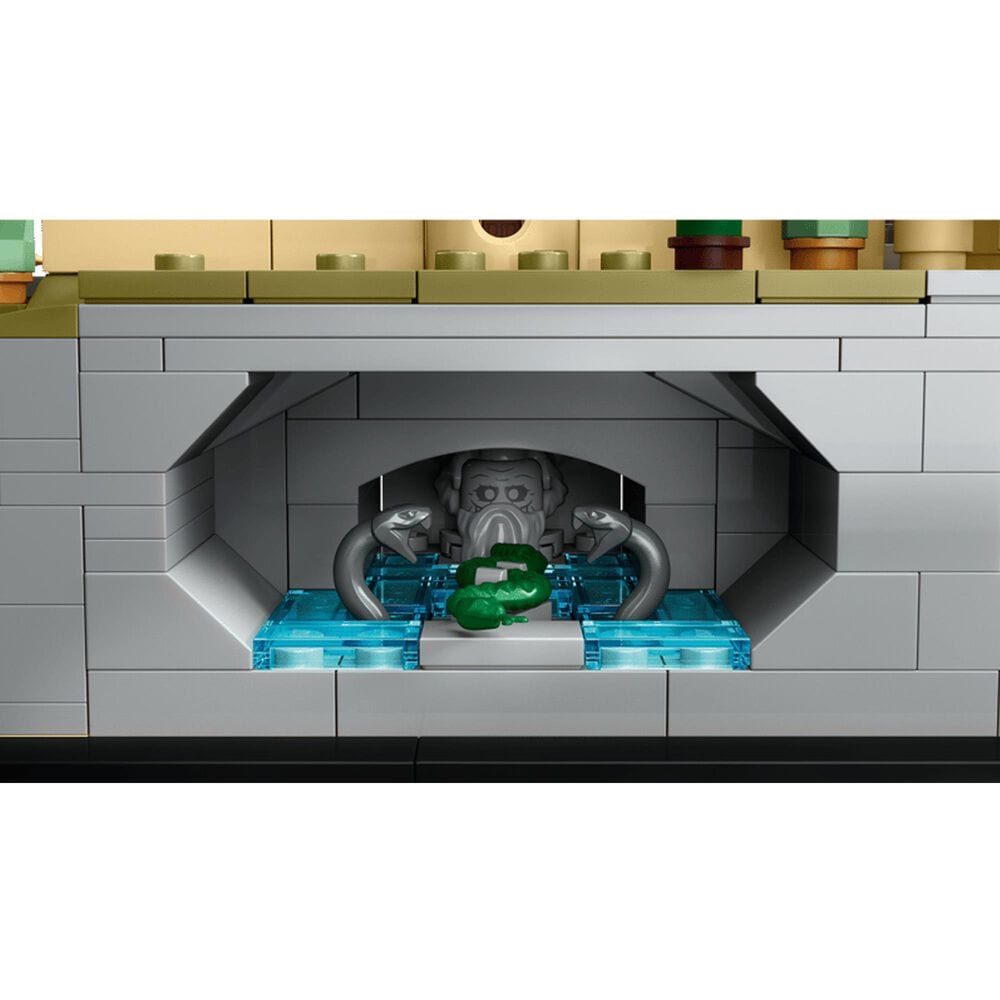 LEGO Harry Potter Hogwarts Castle and Grounds, , large