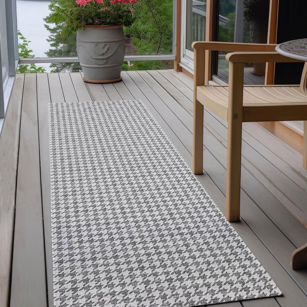 Dalyn Rug Company Hinton 2&#39;3&quot; x 7&#39;6&quot; Grey Indoor/Outdoor Runner, , large