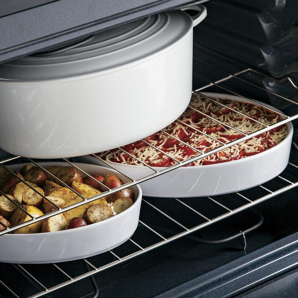 GE Appliances 30&quot; Free-Standing Electric Range in White, , large