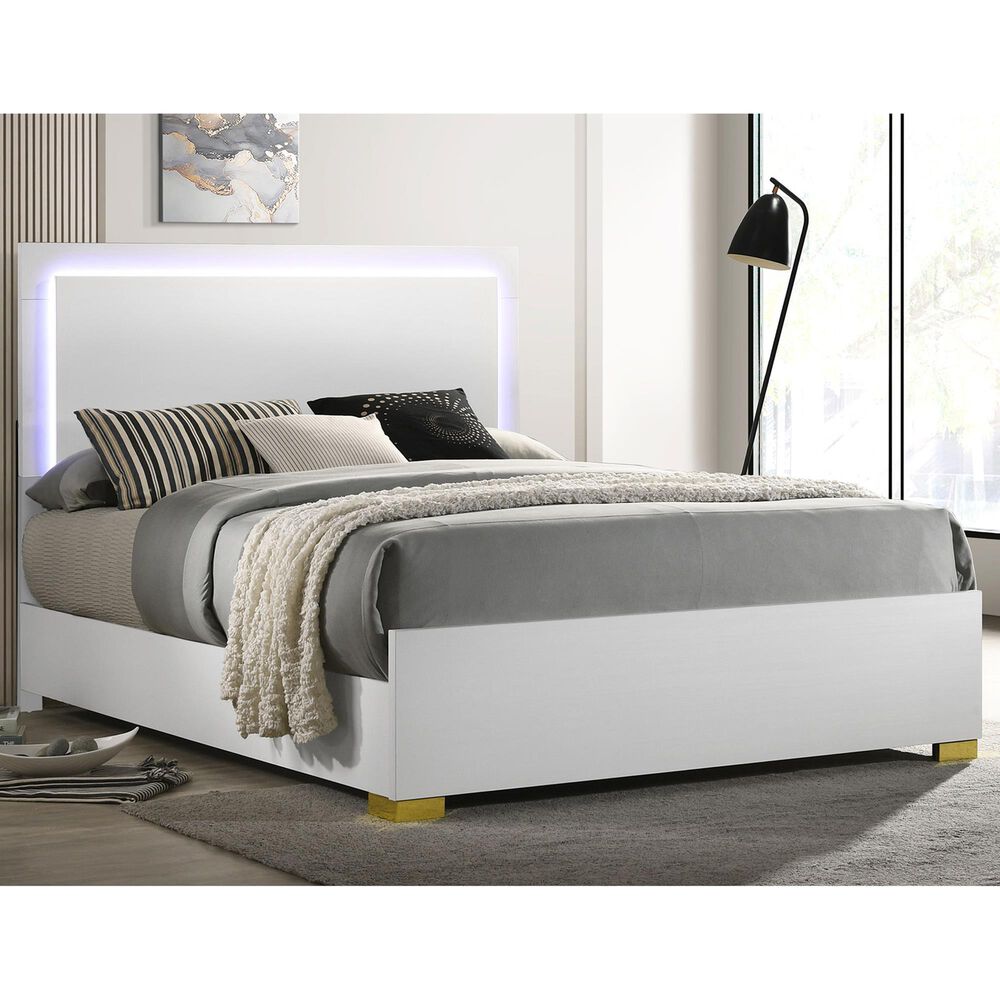 Pacific Landing Marceline King Bed in White, , large