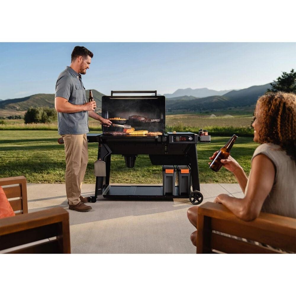 Traeger Grills Woodridge Pro Pellet Smoker Grill in Black, , large