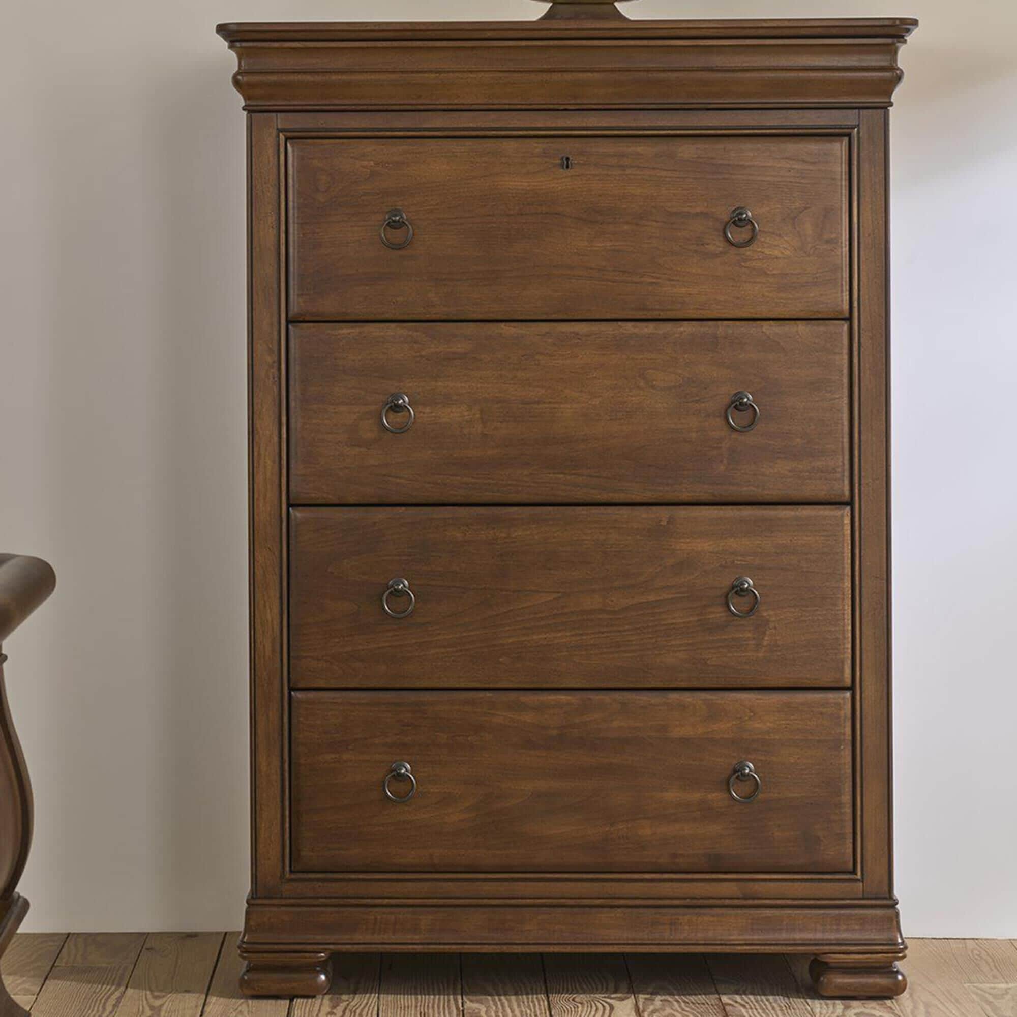 Universal Furniture New Lou 5-Drawer Chest in Cognac