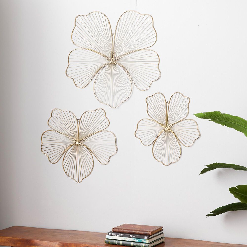 CosmoLiving by Cosmopolitan 26&quot; x 27&quot; Glam Flower Wall Decor in Gold &#40;Set of 3&#41;, , large