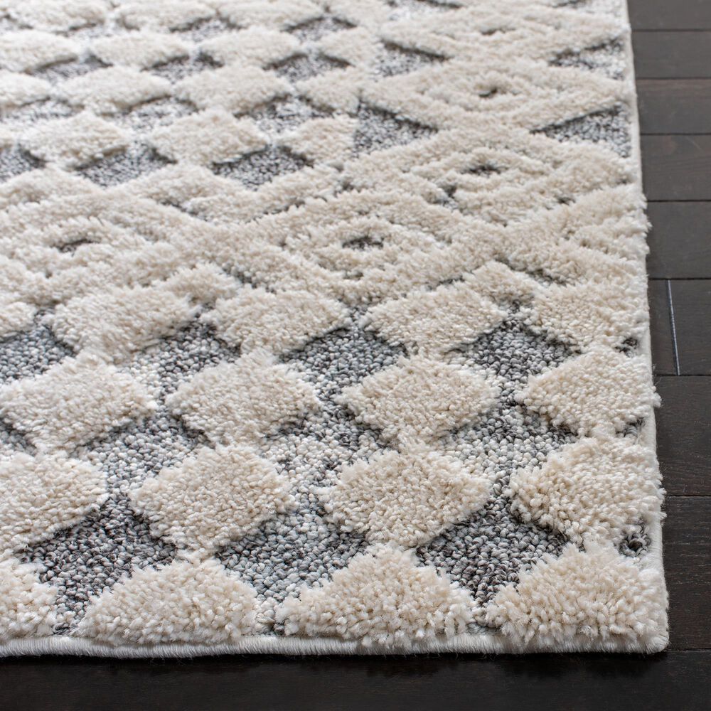 Safavieh Martha Stewart Lucia Shag MSR0737A 2&#39;6&quot; x 3&#39;9&quot; White and Light Grey Area Rug, , large