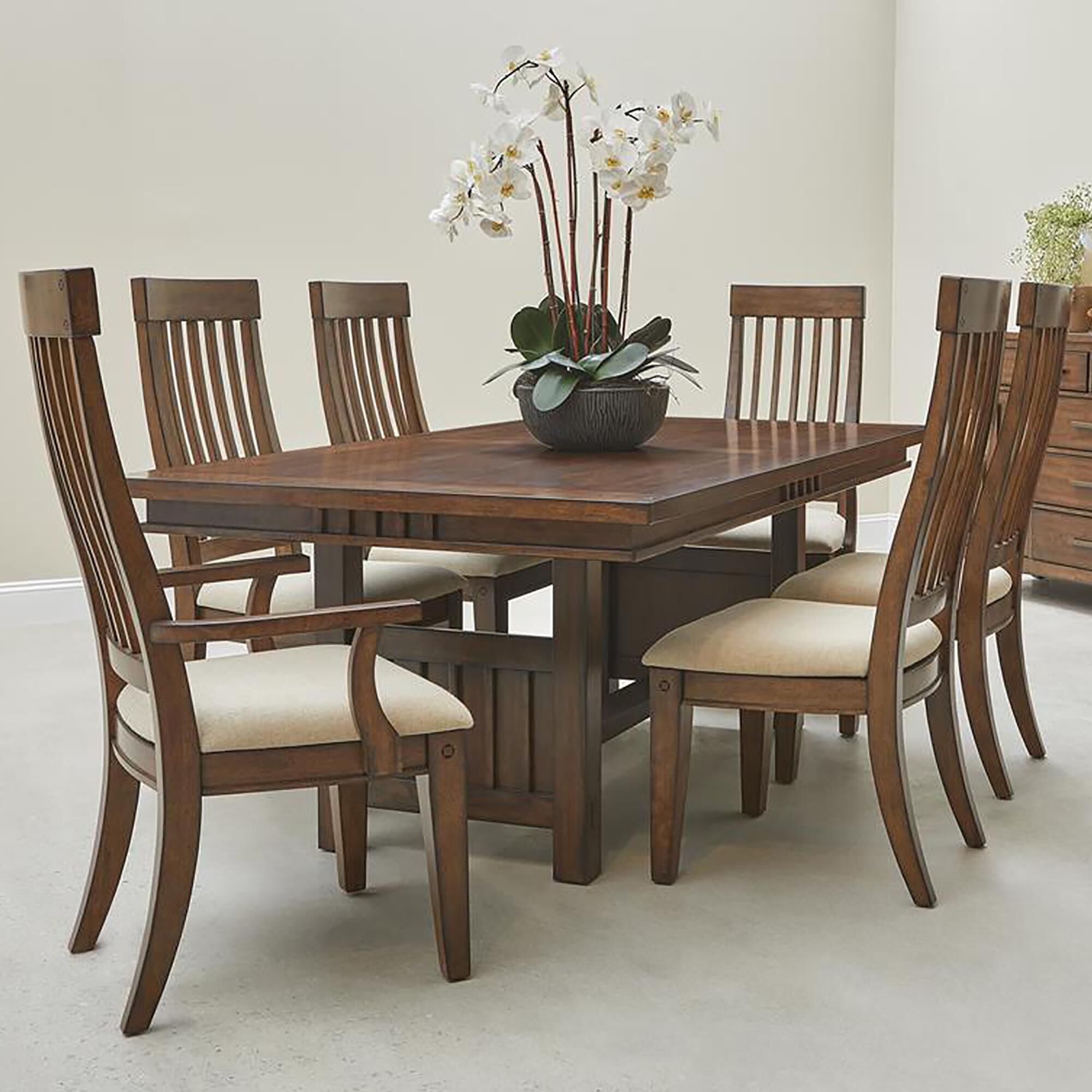 Dining table hotsell cheap price