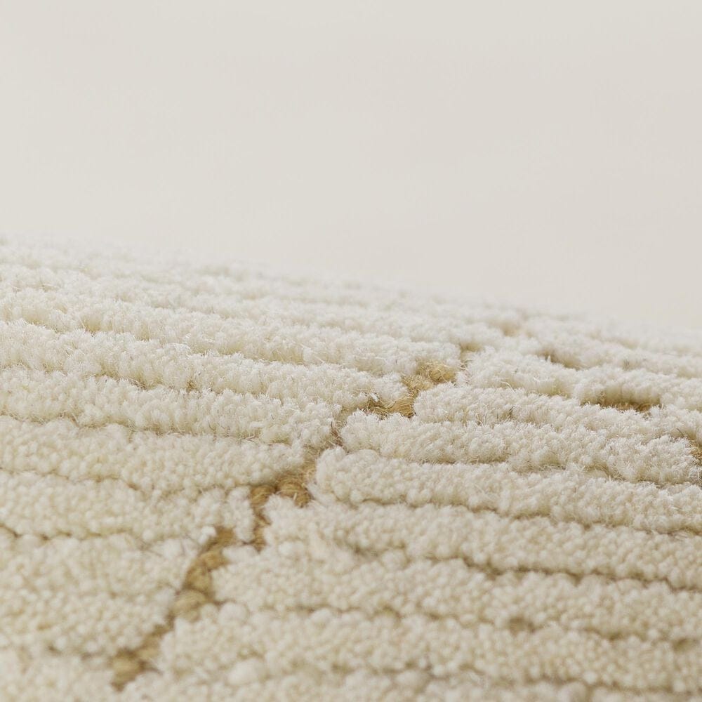 Momeni Everett EVT-4 EVERETT 2&#39; x 4&#39; Ivory Area Rug, , large