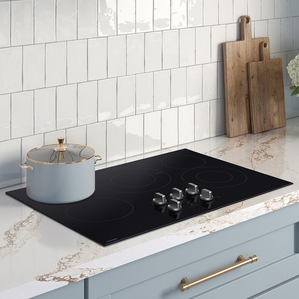 Samsung 30&quot; Electric Cooktop with Illuminated Knobs in Black, , large