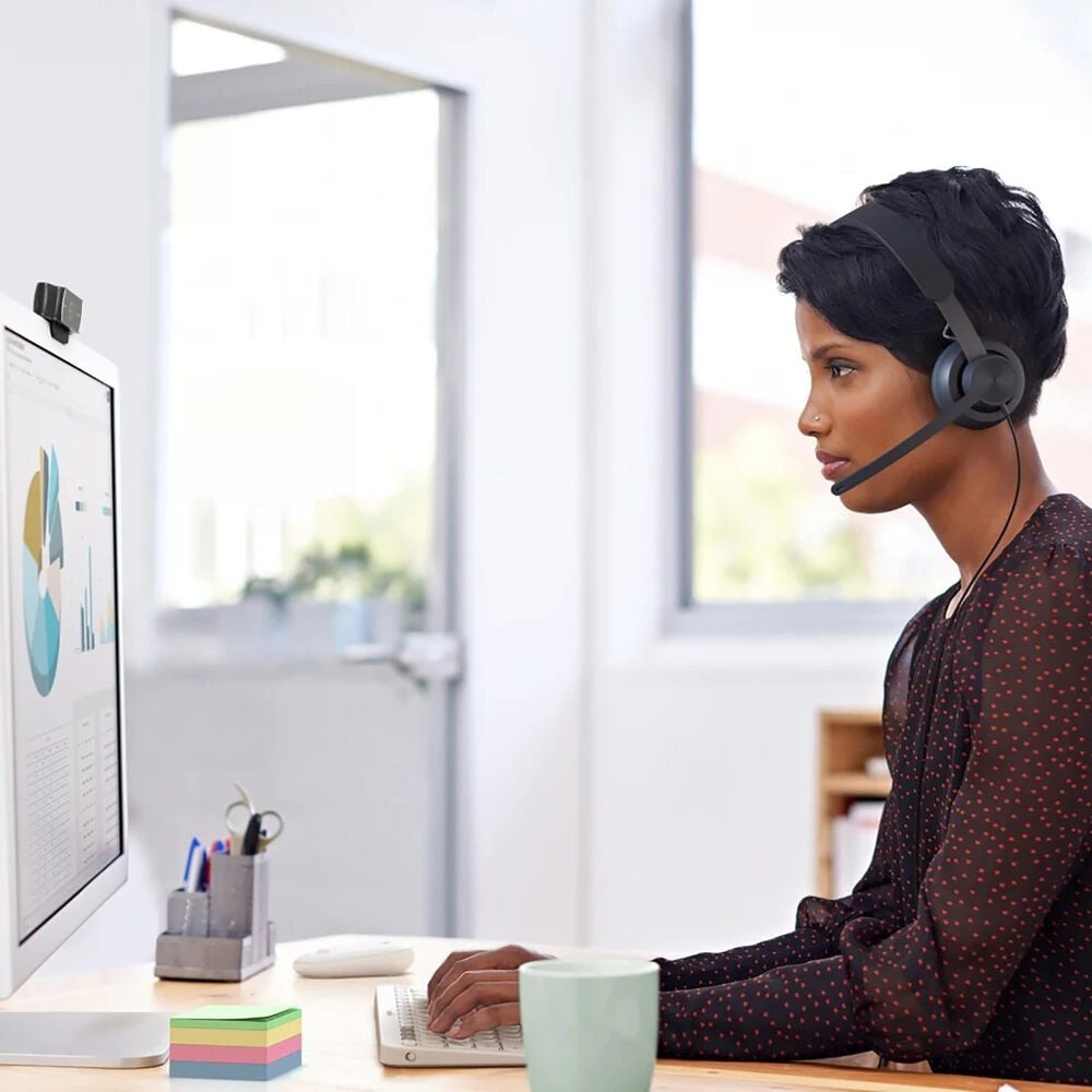 Logitech Zone 750 Wired Headset in Black, , large
