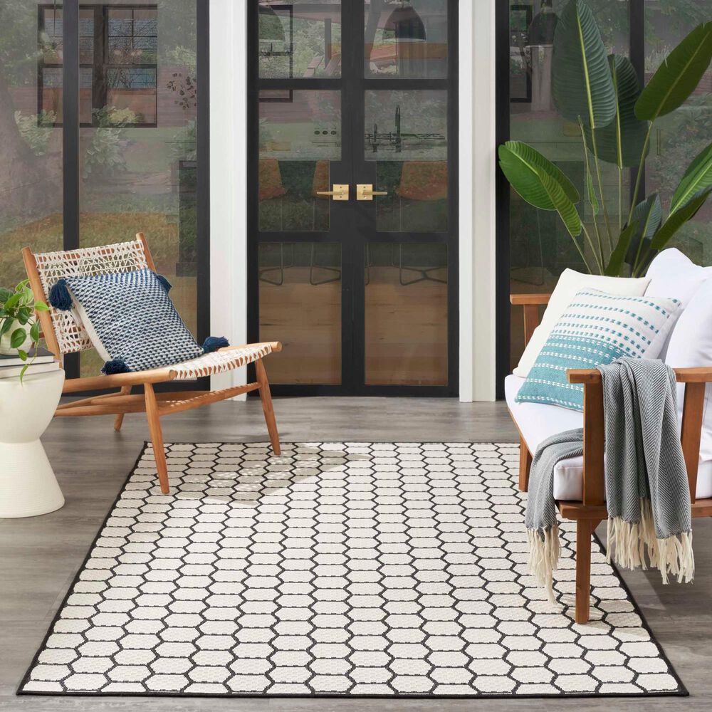 Nourison Twist Reversible 5&#39; x 7&#39; Black Indoor/Outdoor Area Rug, , large