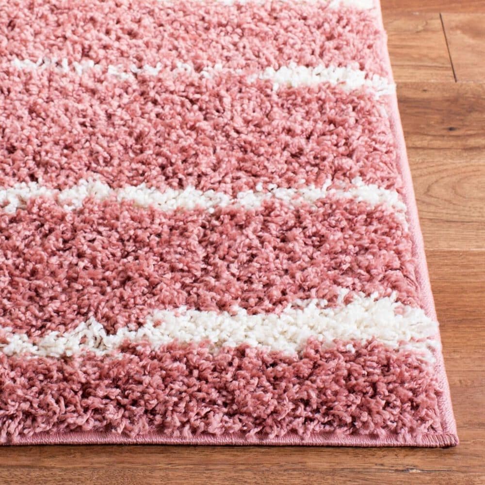 Safavieh Venus Shag VNS603U 5&#39;3&quot; x 7&#39;6&quot; Pink and Ivory Area Rug, , large