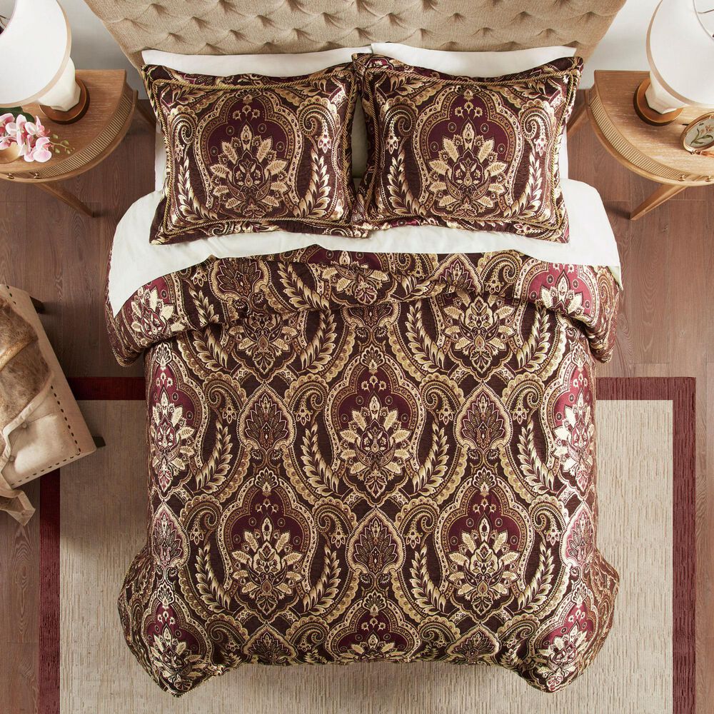 Hampton Park Julius 4Piece Queen Comforter Set in Burgundy, Chocolate
