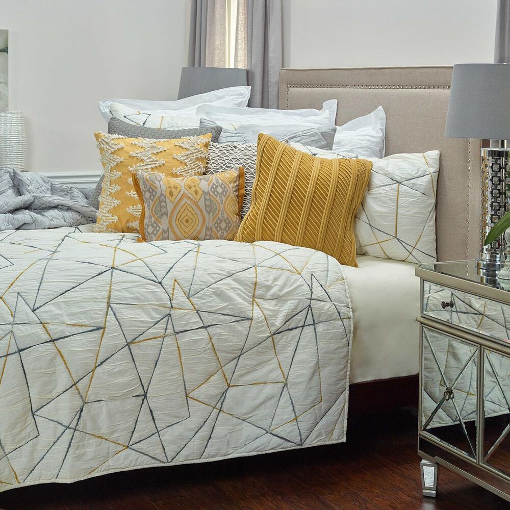 Rizzy Home Julian 20&quot; x 36&quot; King Sham in White, , large