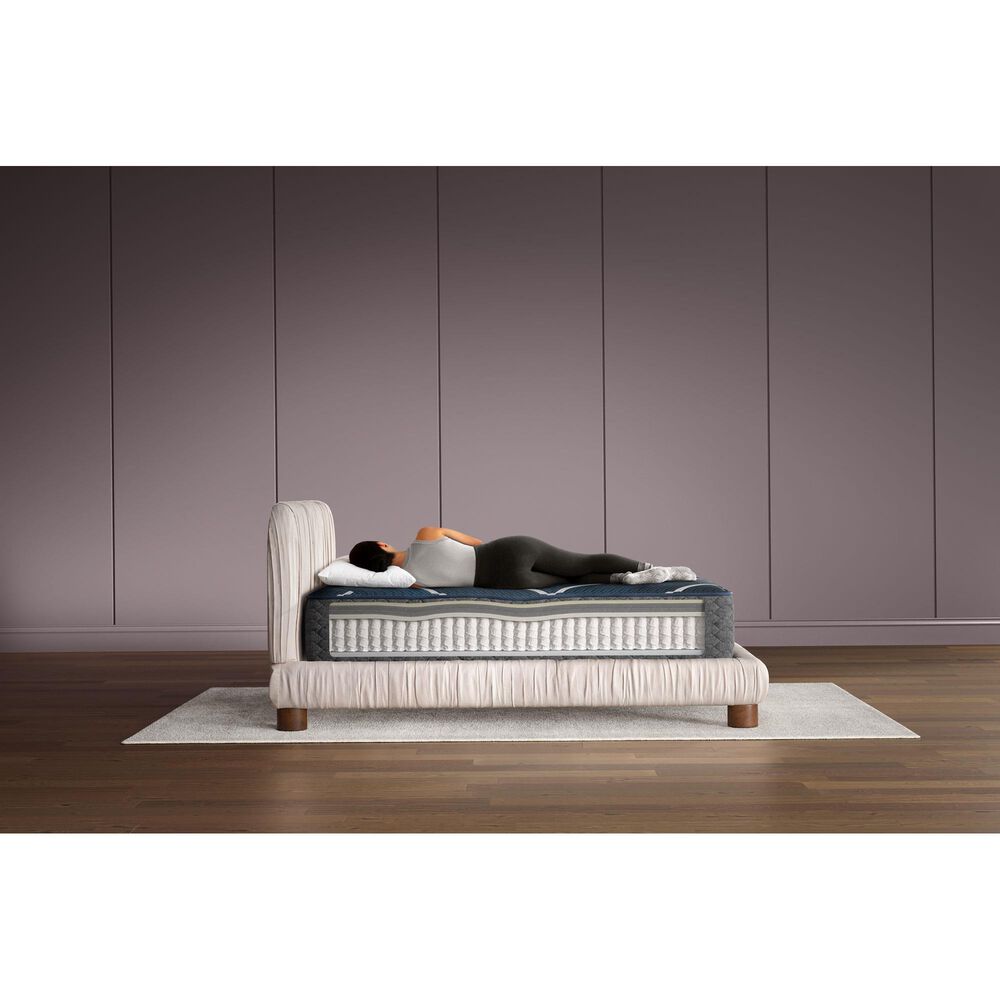 Beautyrest World Class Level Four Hybrid Firm Queen Mattress, , large