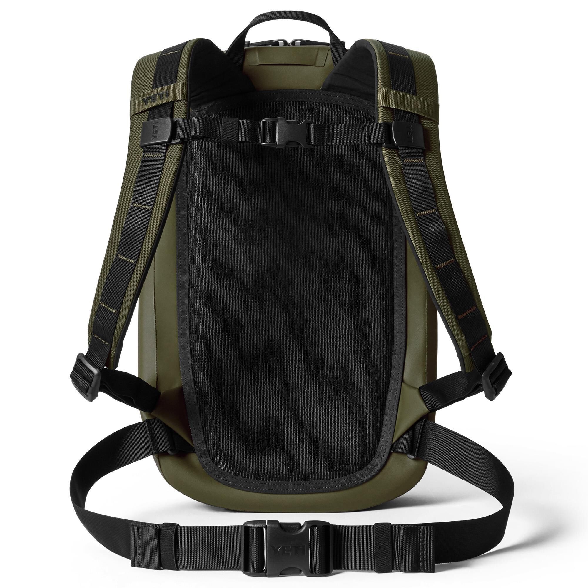 YETI Cayo 15L Backpack in Olive