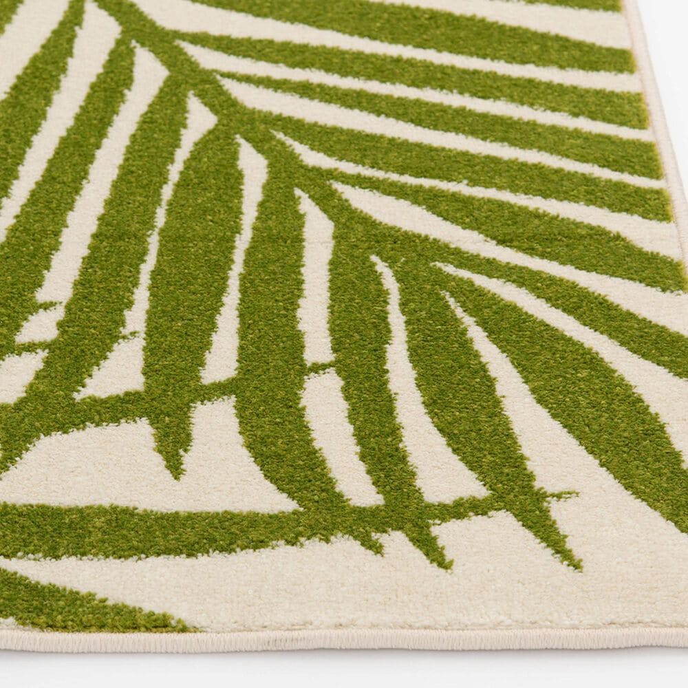 Central Oriental Terrace Tropic Tropical 5&#39; x 7&#39;3&quot; Snow and Leaf Area Rug, , large