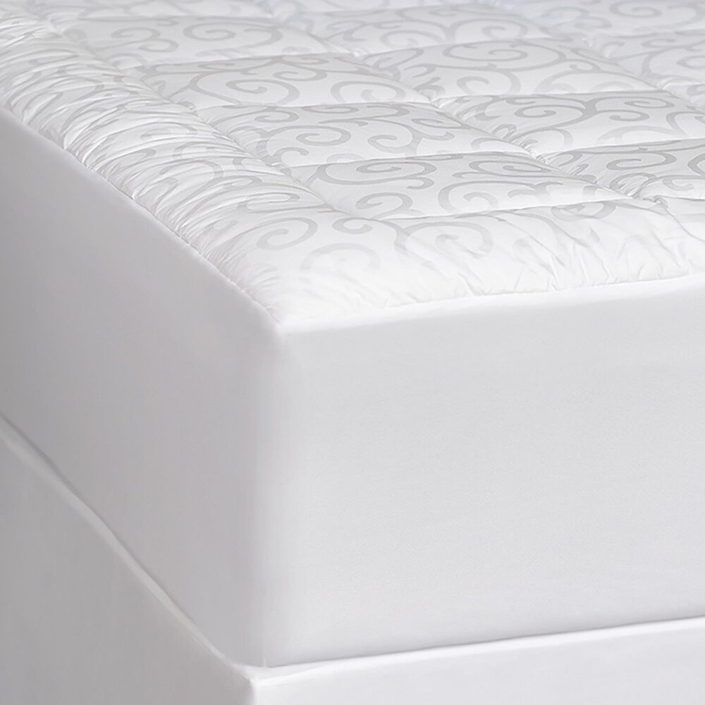 Allied Home Candice Olson Cal King Luxury Fiber Mattress Pad 300 Thread Count in White, , large