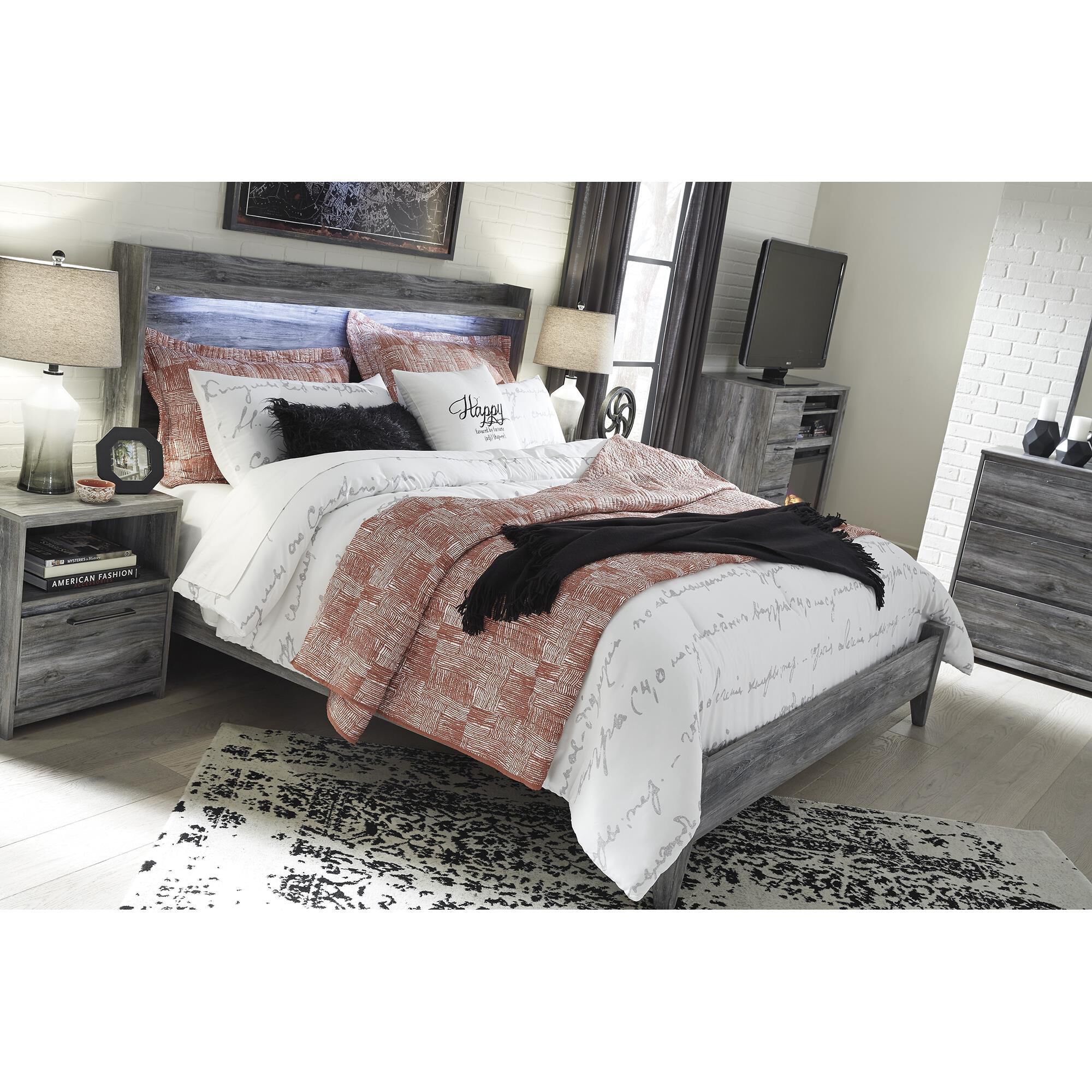 Signature Design by Ashley Baystorm 3 Piece Queen Panel Bed Set in