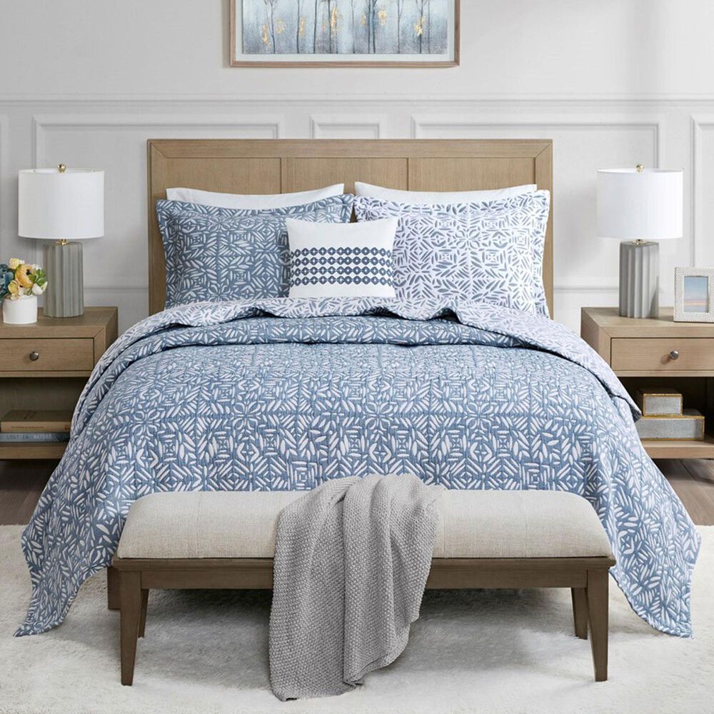 Hampton Park Harmony 4-Piece Queen Quilt Set in Blue and White, , large