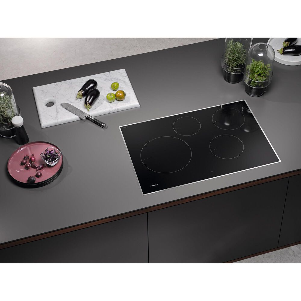 Miele 30" Smart Induction Cooktop in Black, , large
