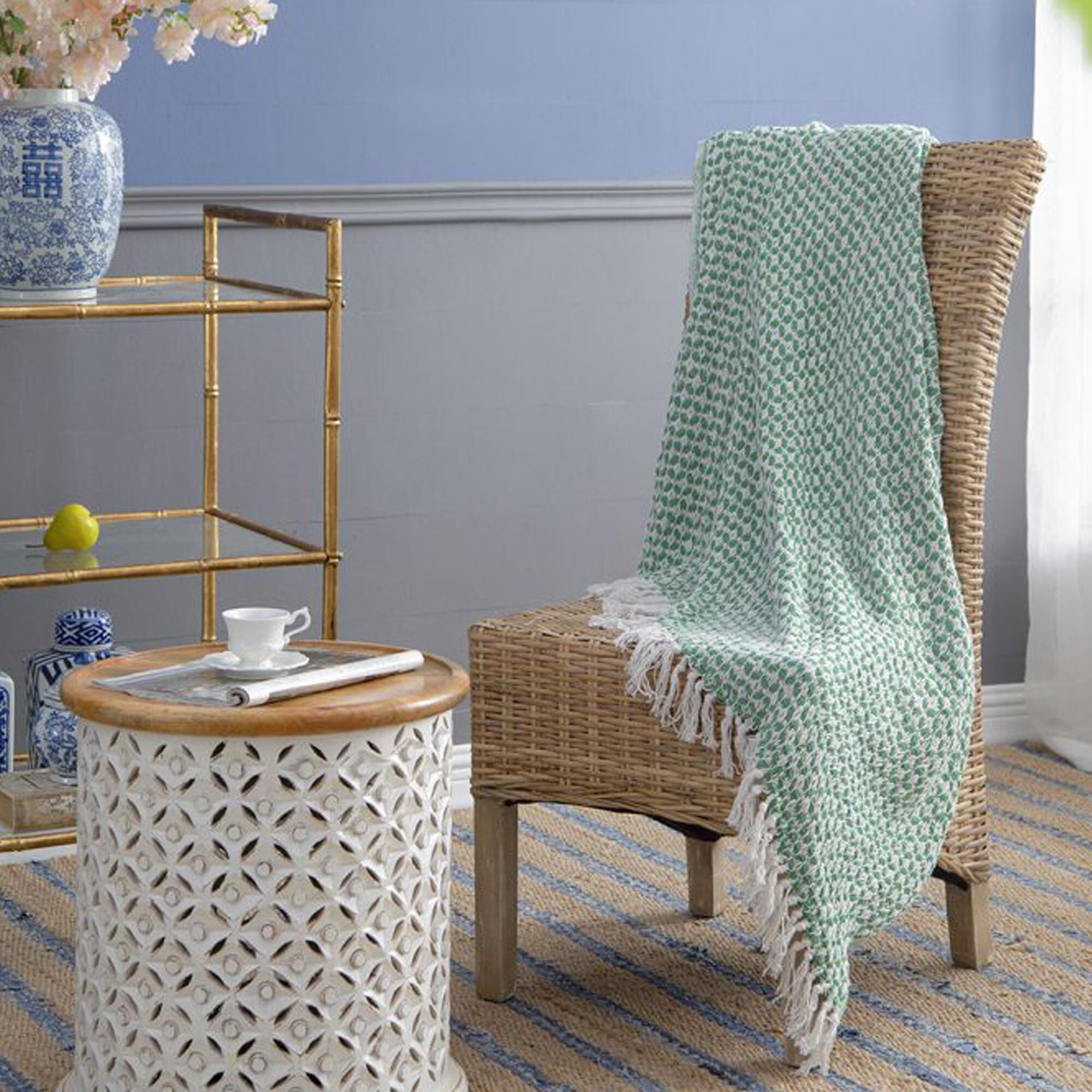 Blanket with large tassels sales