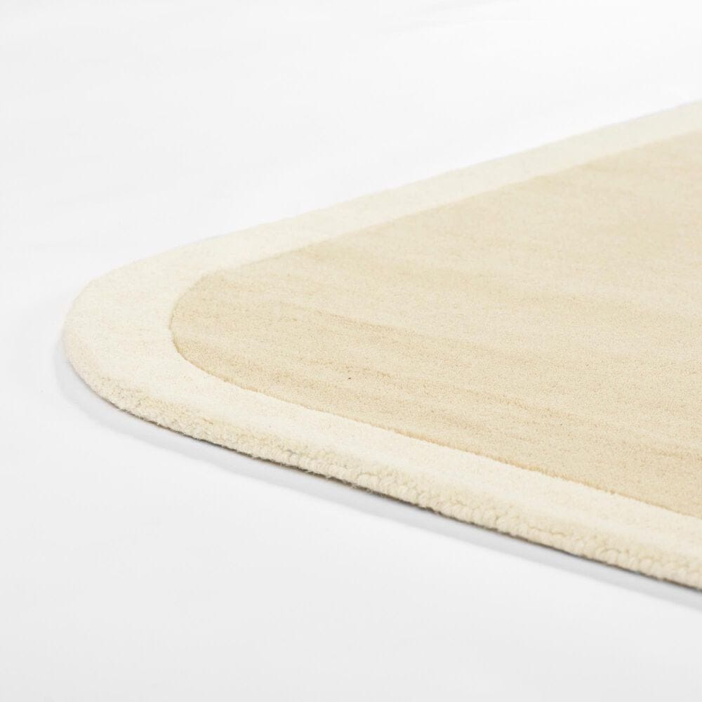 Momeni Tallulah 3&#39;6&quot; x 5&#39;6&quot; Beige Area Rug, , large