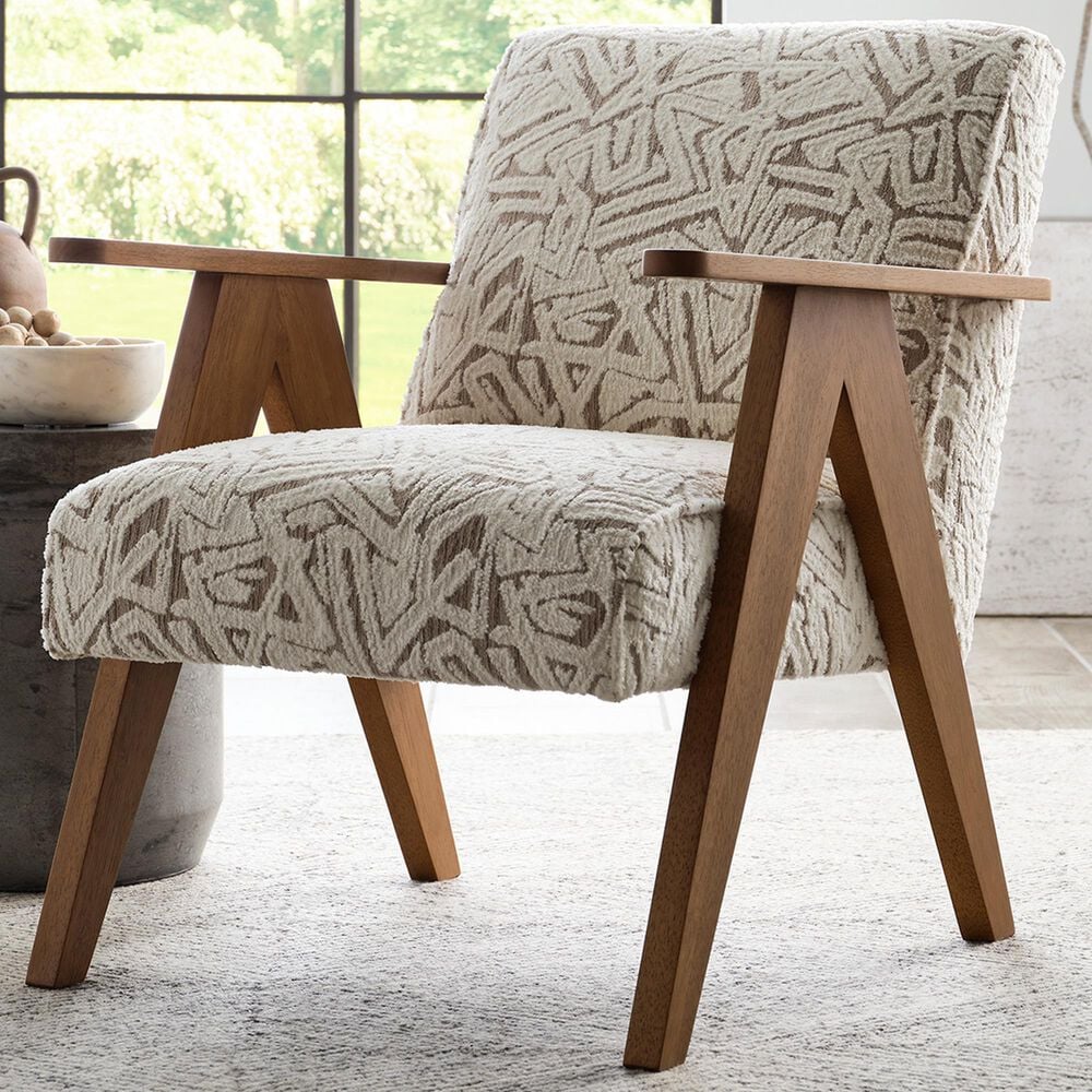Best Home Furnishings Bayden Accent Chair in Natural, , large