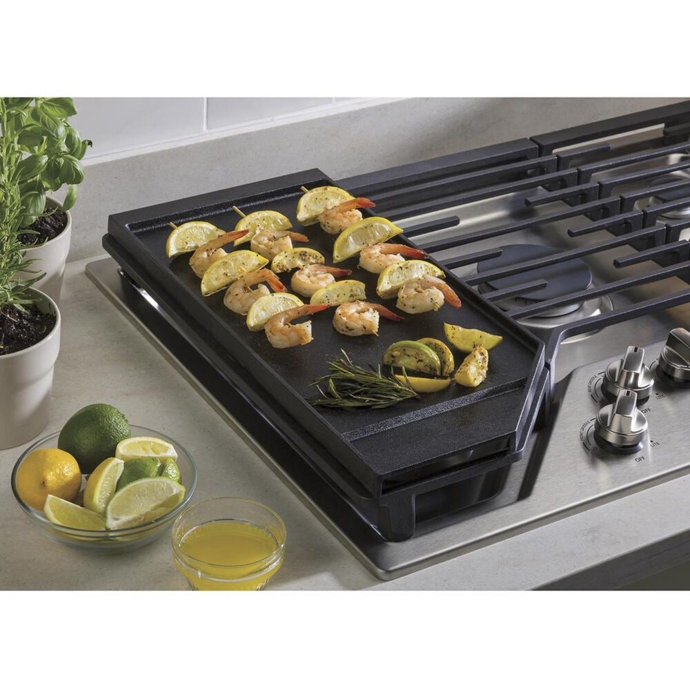 GE Appliances 30&quot; Cooktop Griddle in Cast Iron, , large